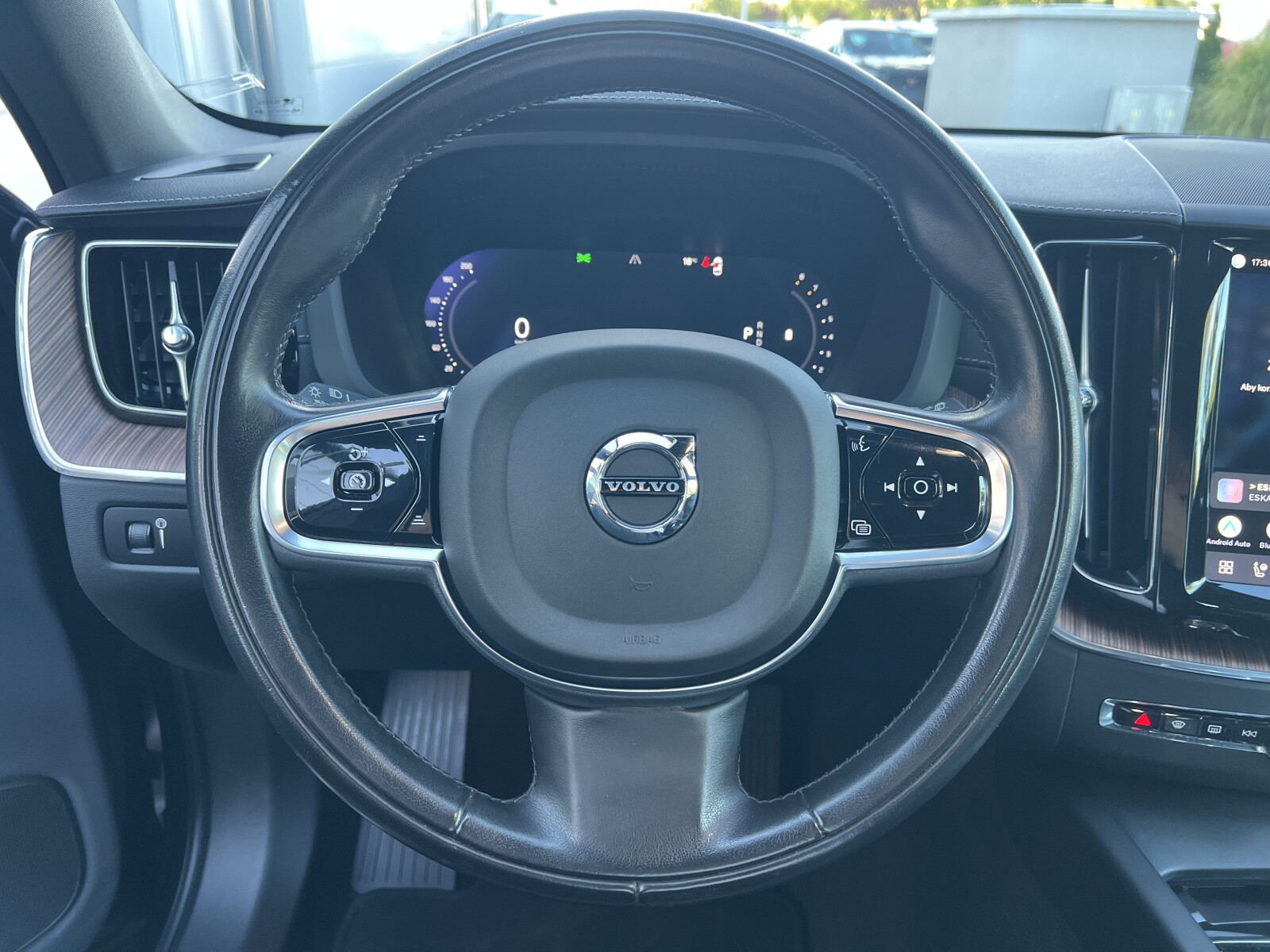 Volvo XC 60 - zdjęcie 15