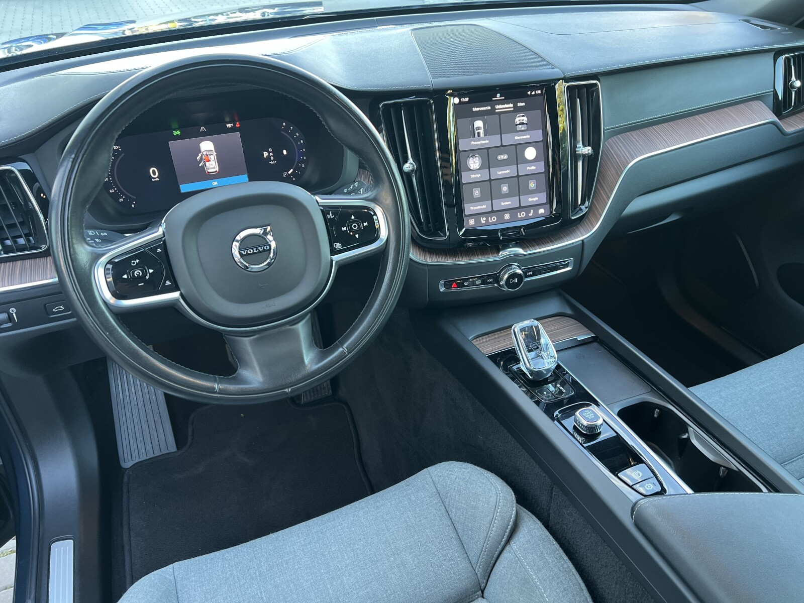 Volvo XC 60 - zdjęcie 9