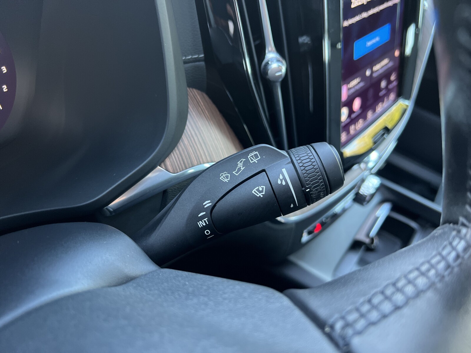 Volvo XC 60 - zdjęcie 11