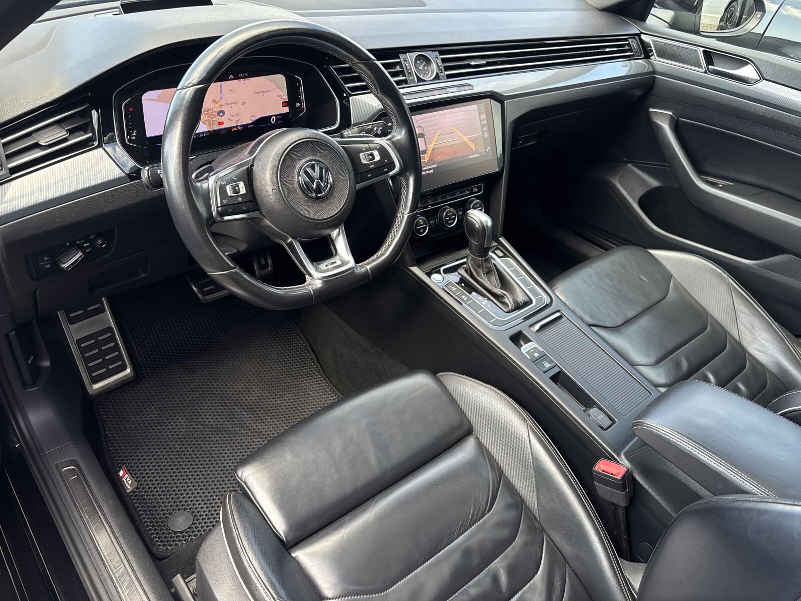 Volkswagen Arteon - zdjęcie 17