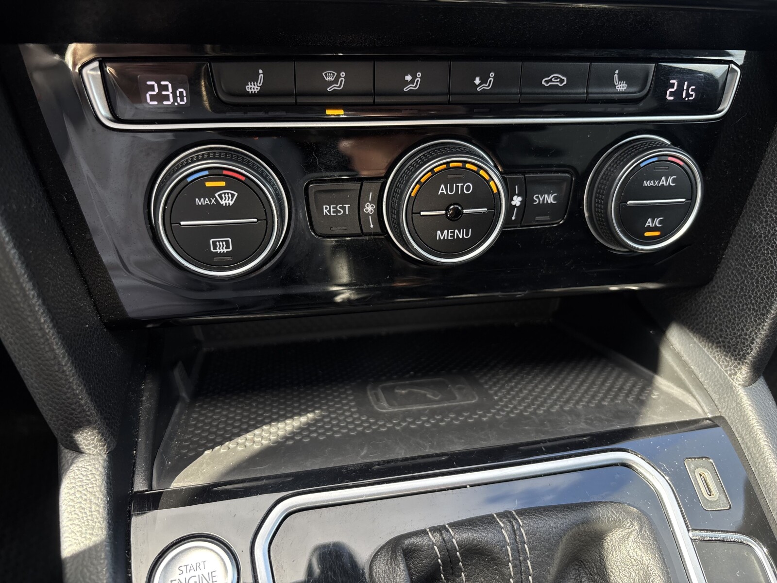 Volkswagen Arteon - zdjęcie 19