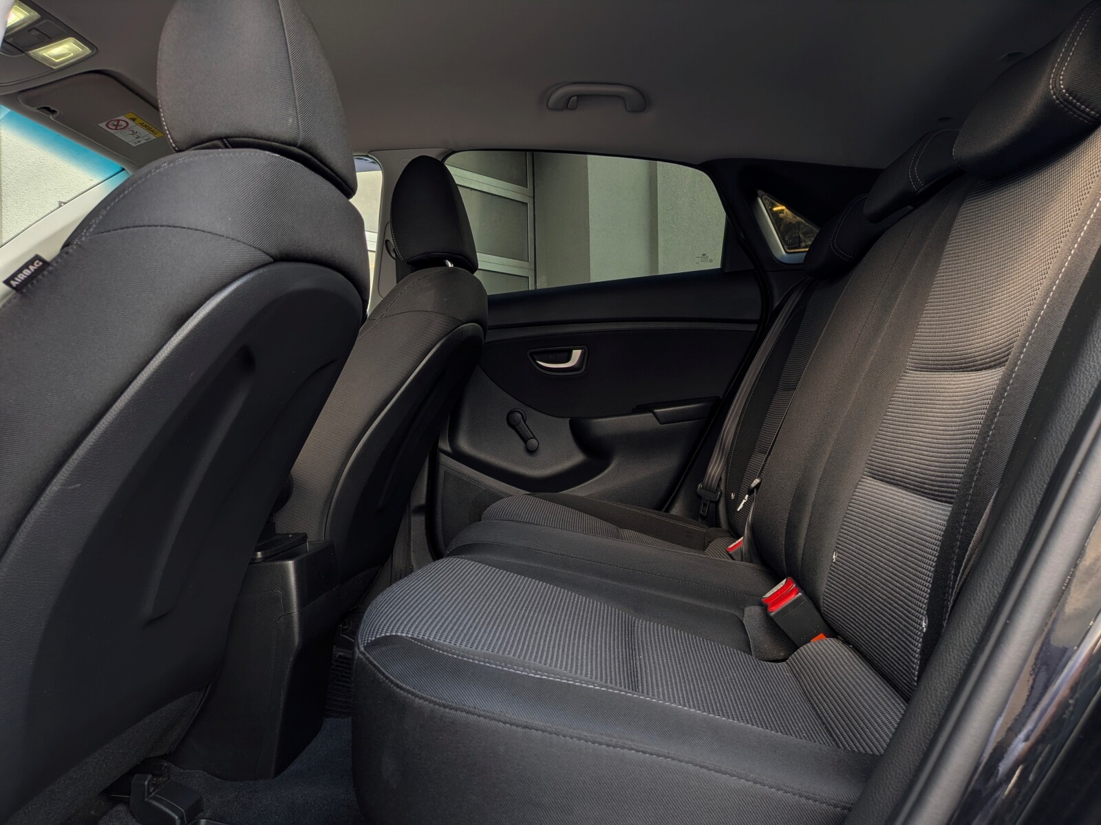 Hyundai i30 - zdjęcie 10