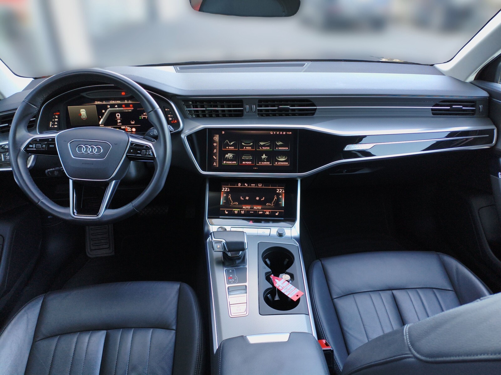 Audi A6 Avant - zdjęcie 14