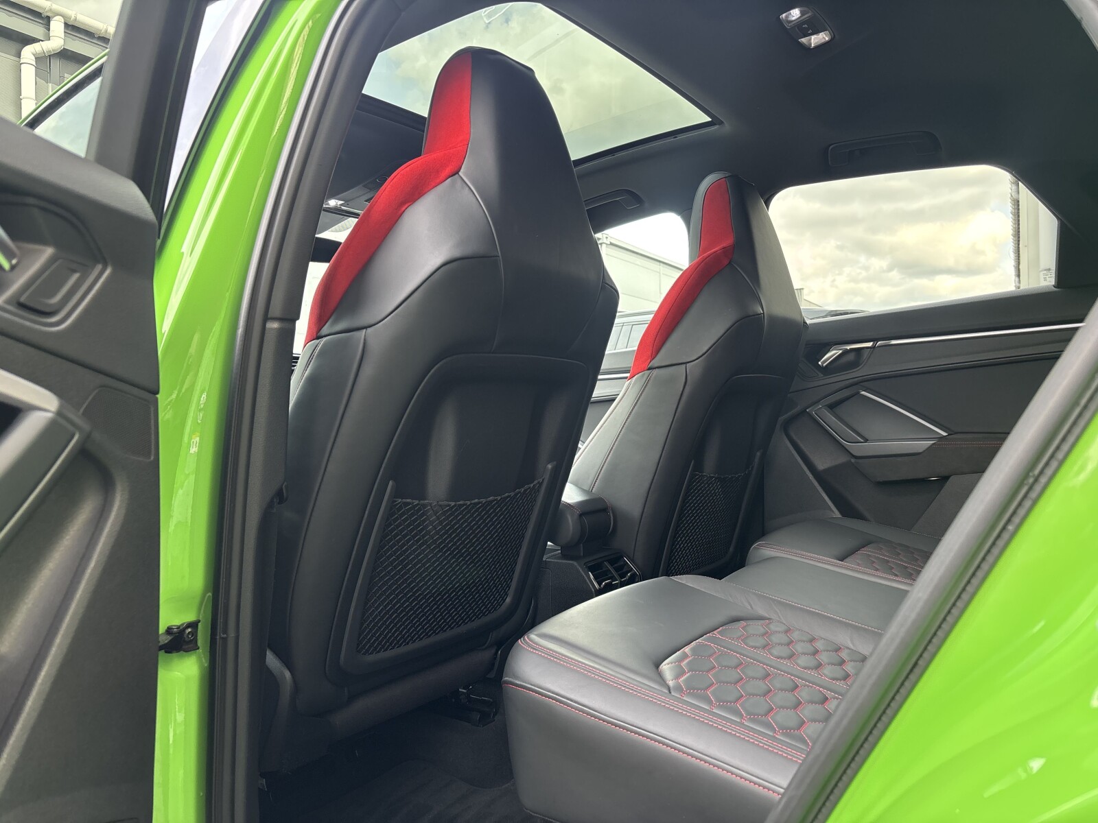 Audi RS Q3 Sportback - zdjęcie 30