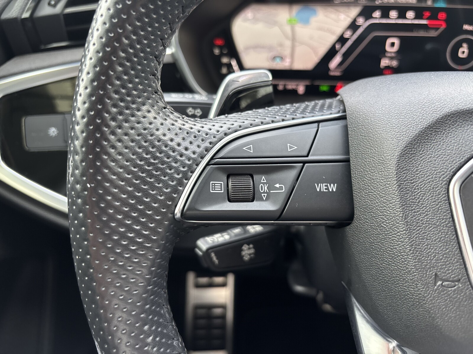 Audi RS Q3 Sportback - zdjęcie 12