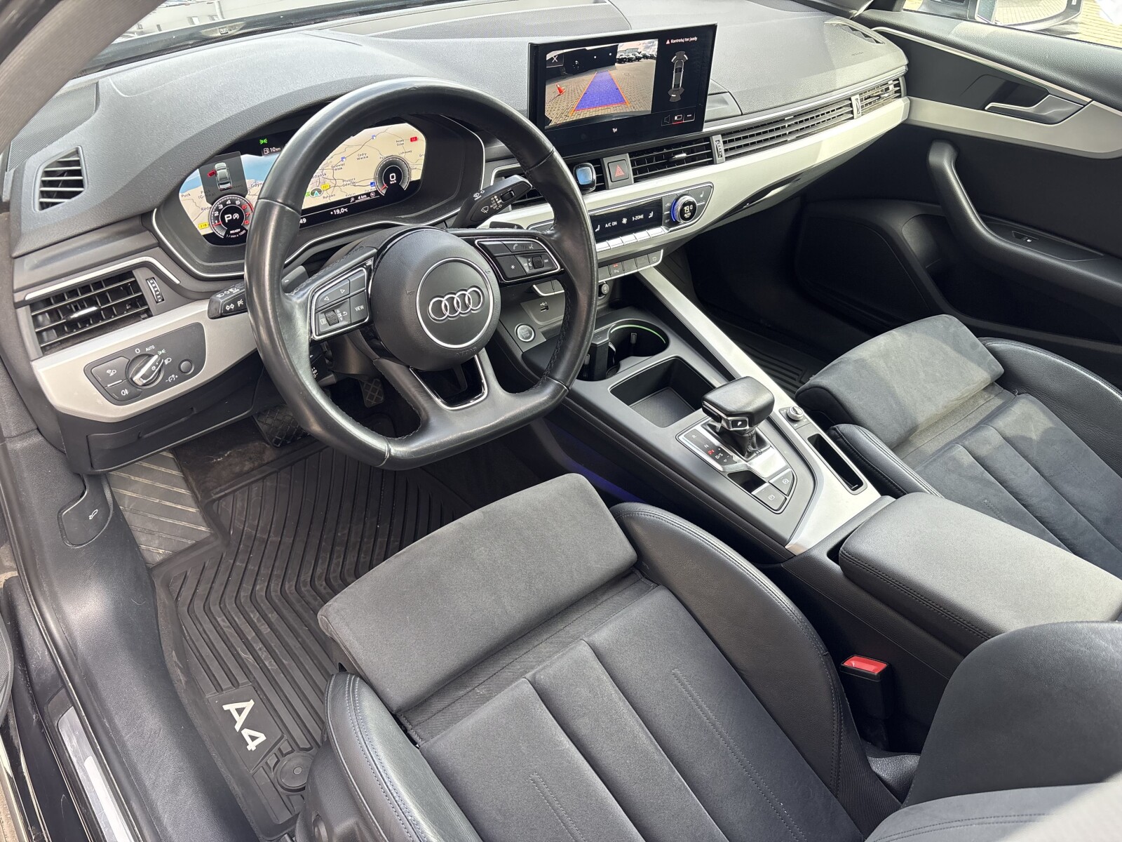 Audi A4 Limousine - zdjęcie 16