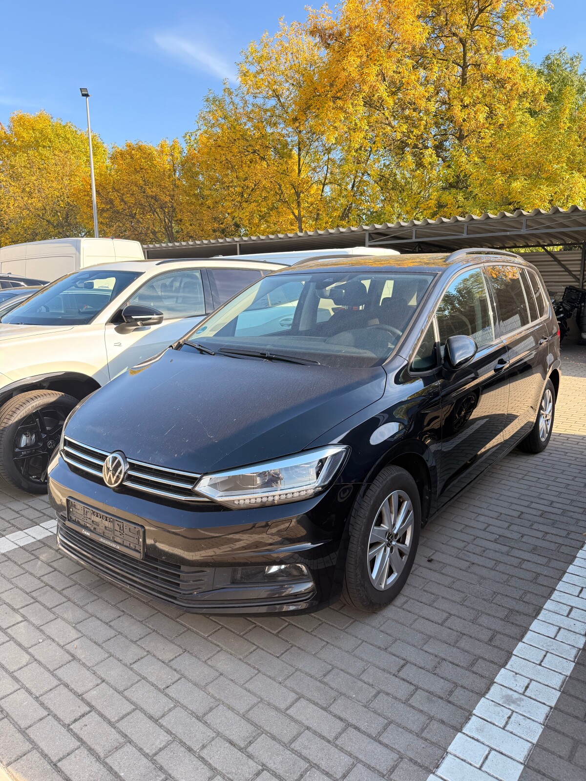 Volkswagen Touran - zdjęcie 1