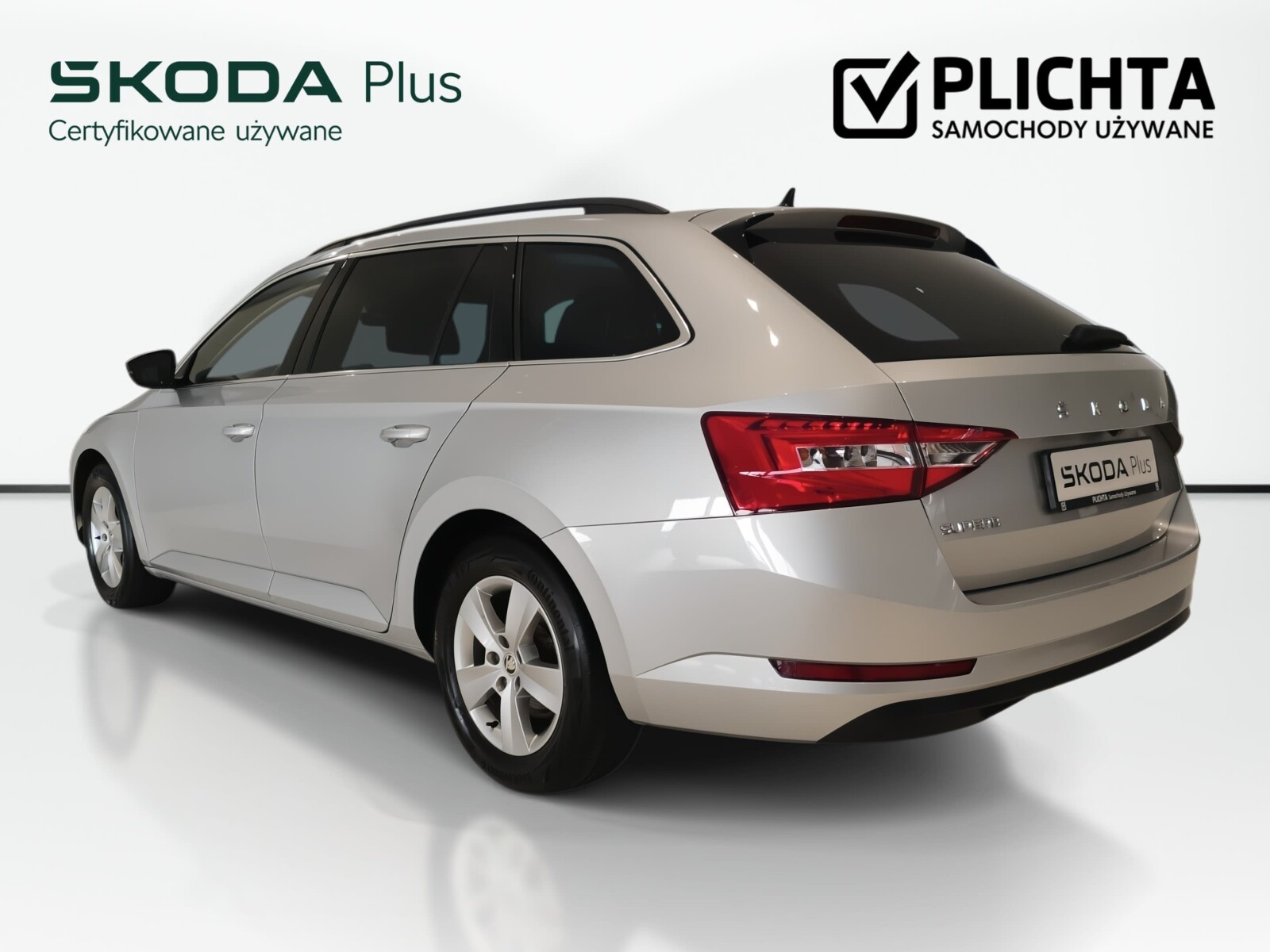 Škoda Superb Combi - zdjęcie 7