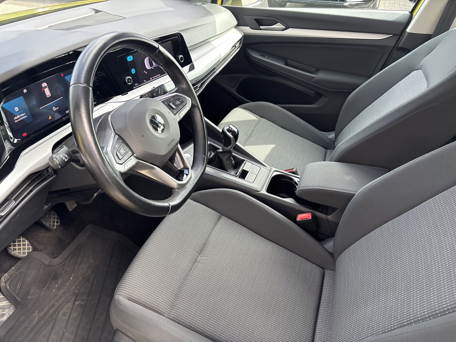Volkswagen Golf - zdjęcie 16