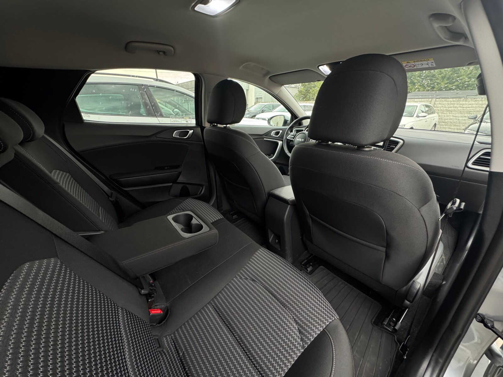 Kia XCeed - zdjęcie 15