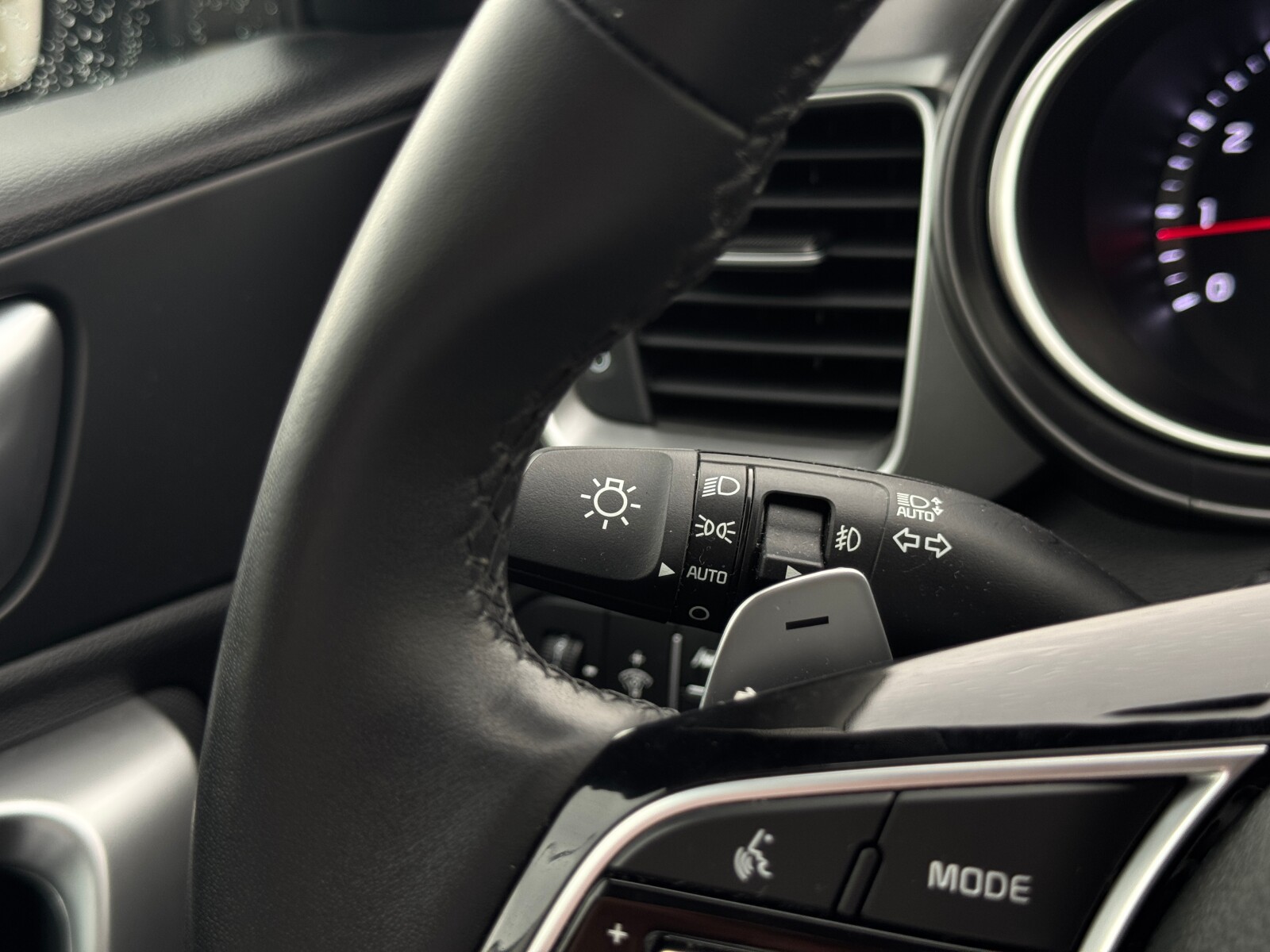 Kia XCeed - zdjęcie 22