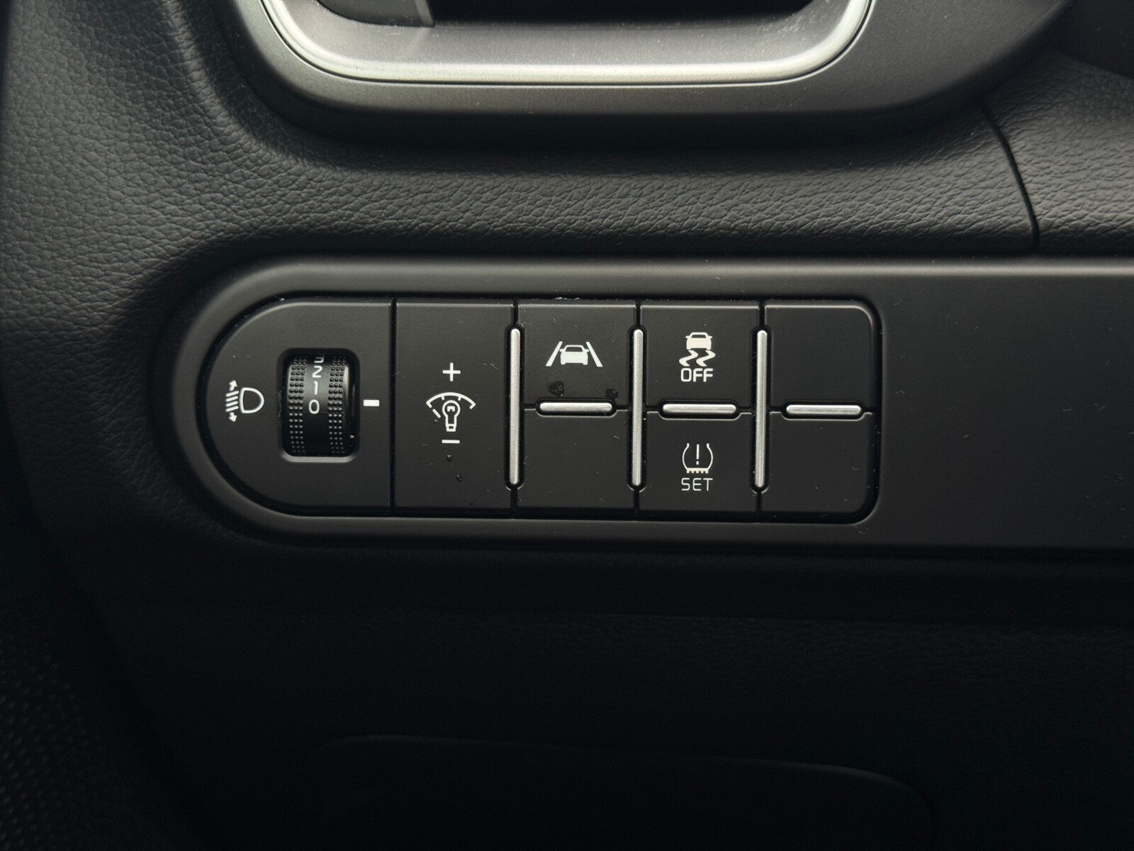 Kia XCeed - zdjęcie 33