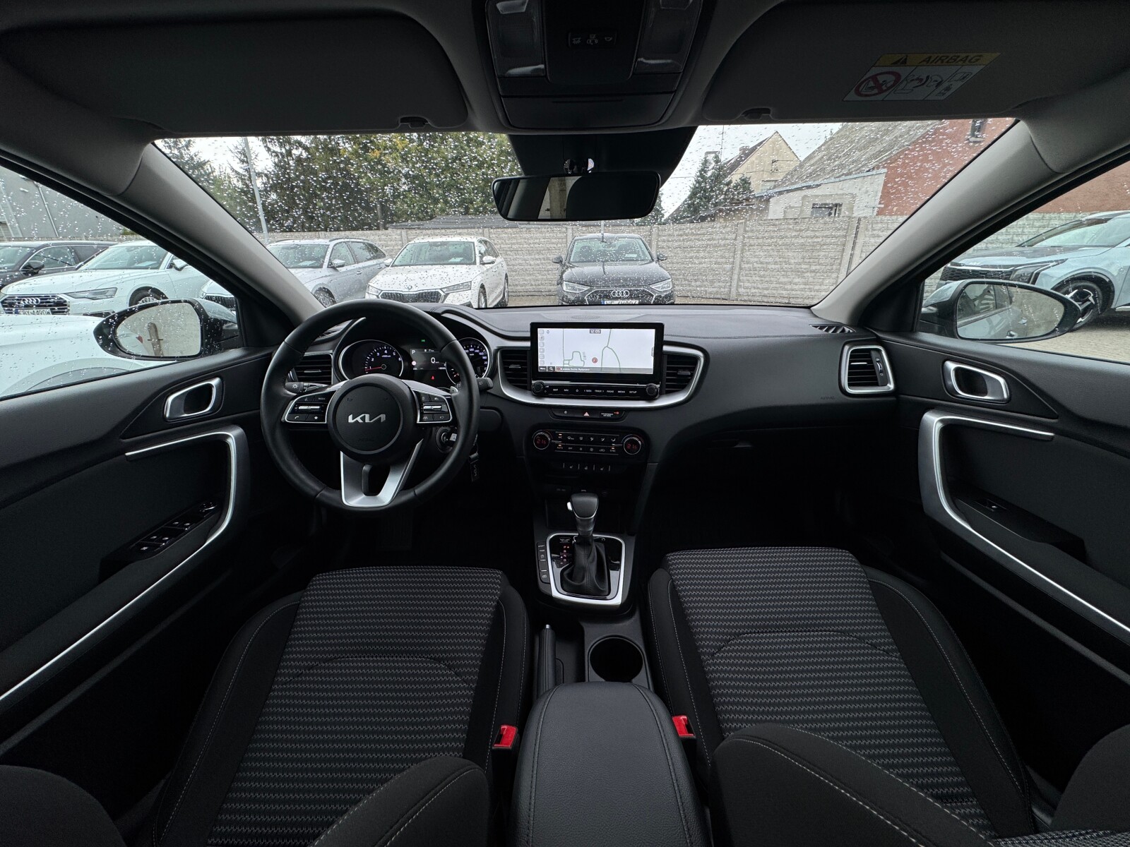 Kia XCeed - zdjęcie 18