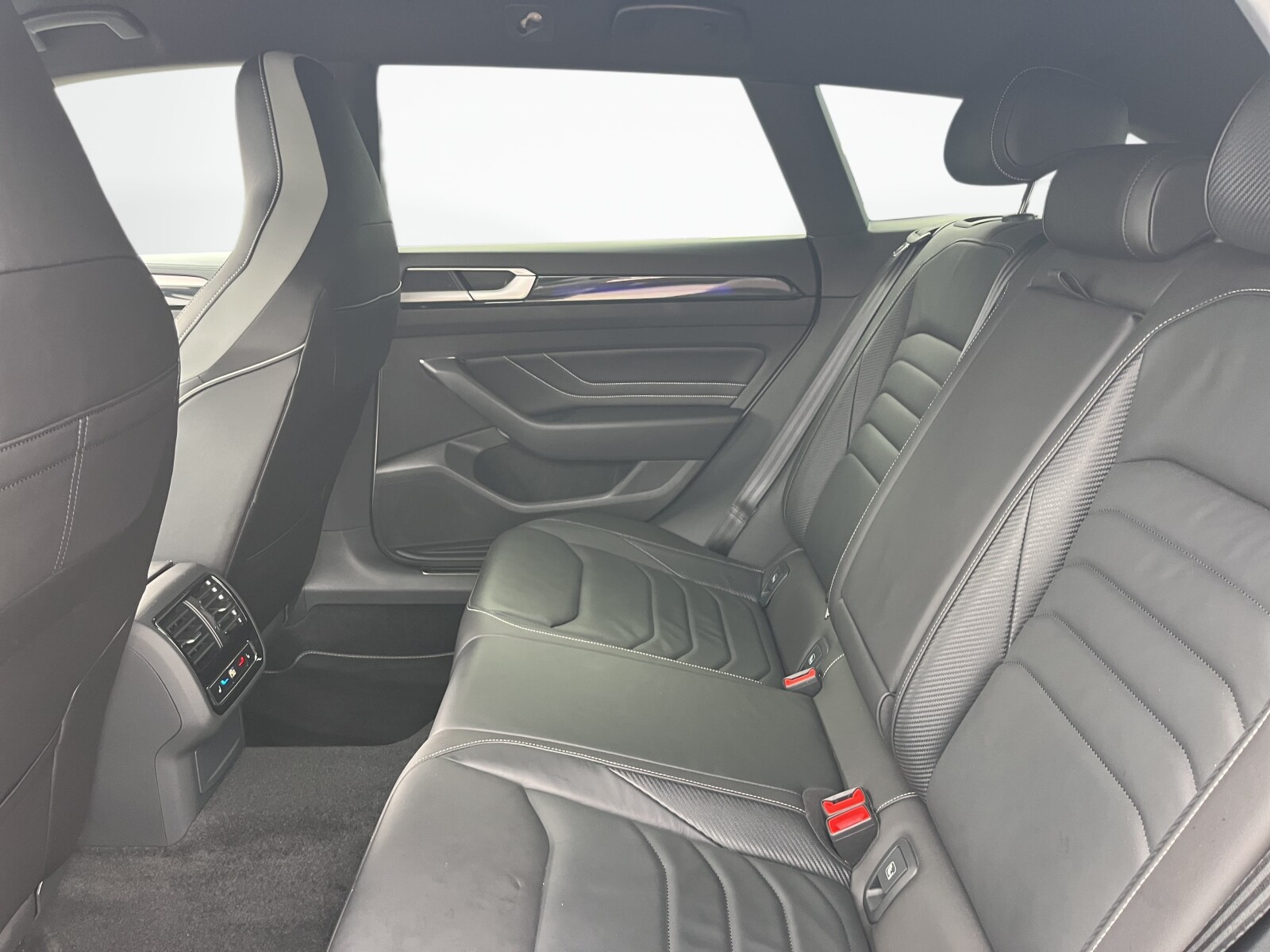 Volkswagen Arteon Shooting Brake - zdjęcie 14