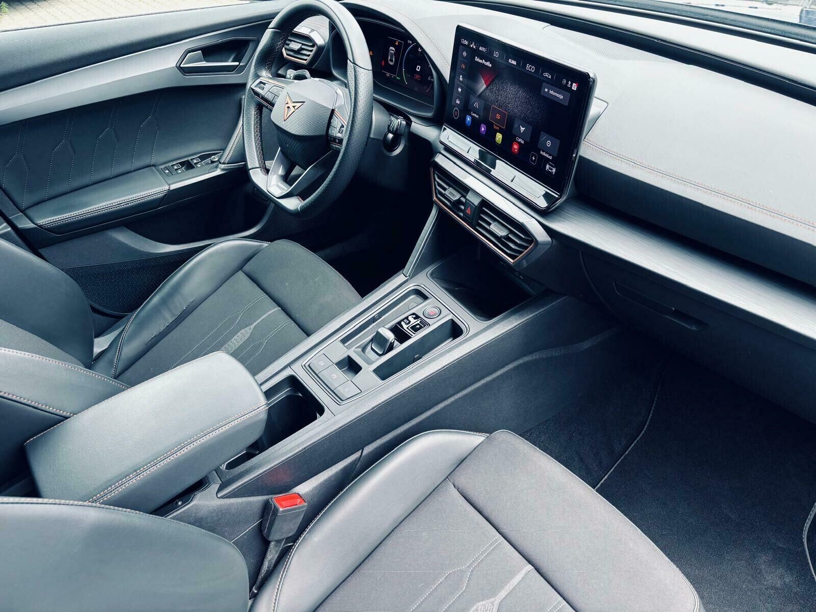 Cupra Formentor - zdjęcie 17