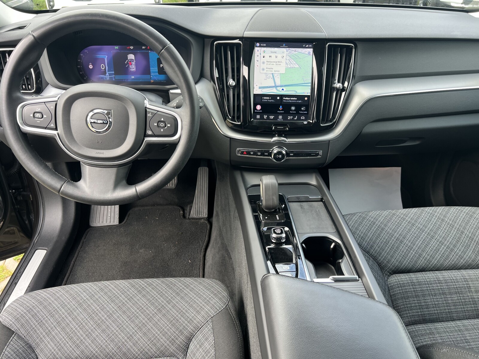 Volvo XC 60 - zdjęcie 9