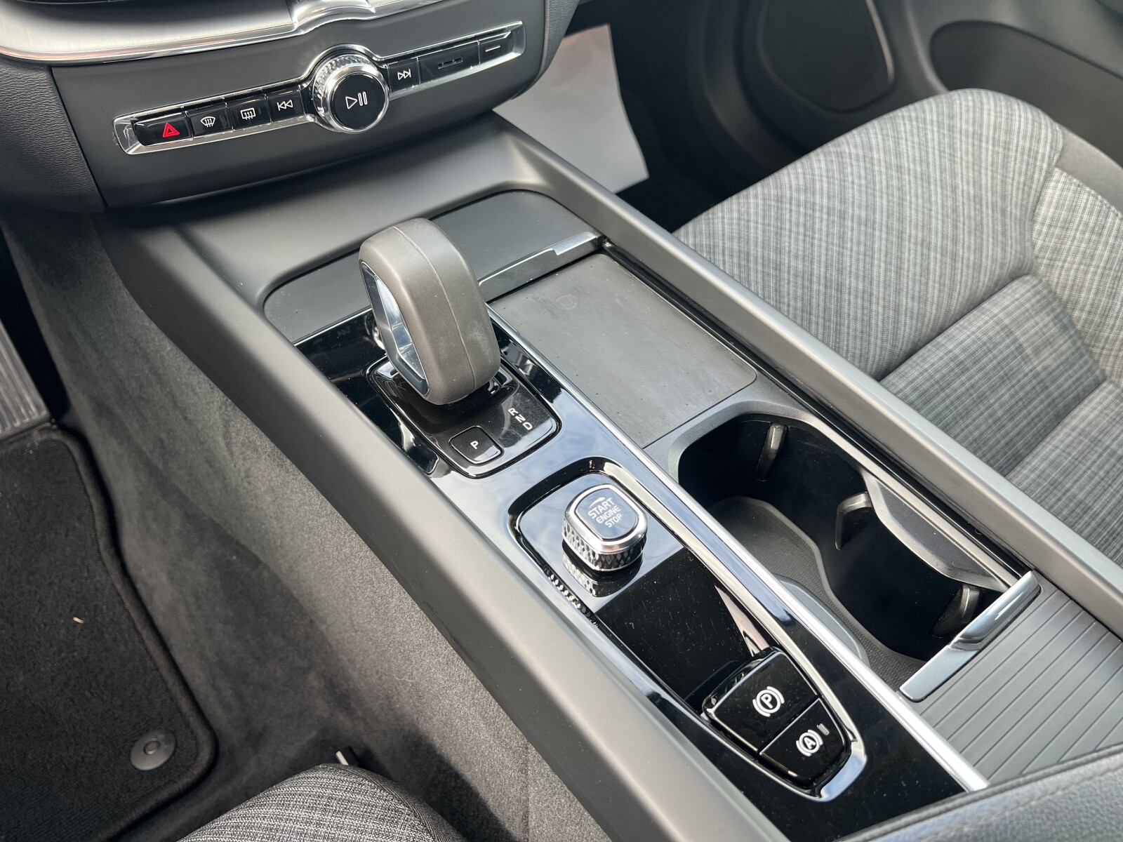 Volvo XC 60 - zdjęcie 15