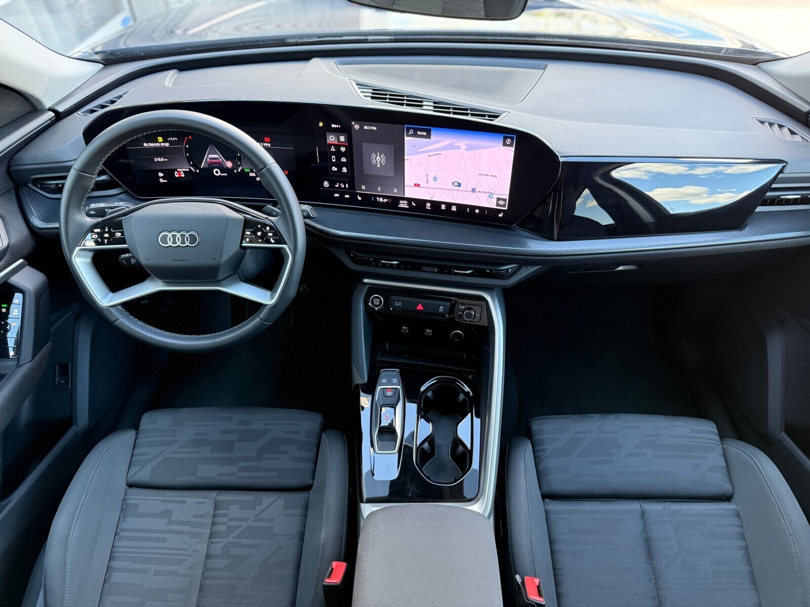 Audi Q5 Sportback - zdjęcie 13