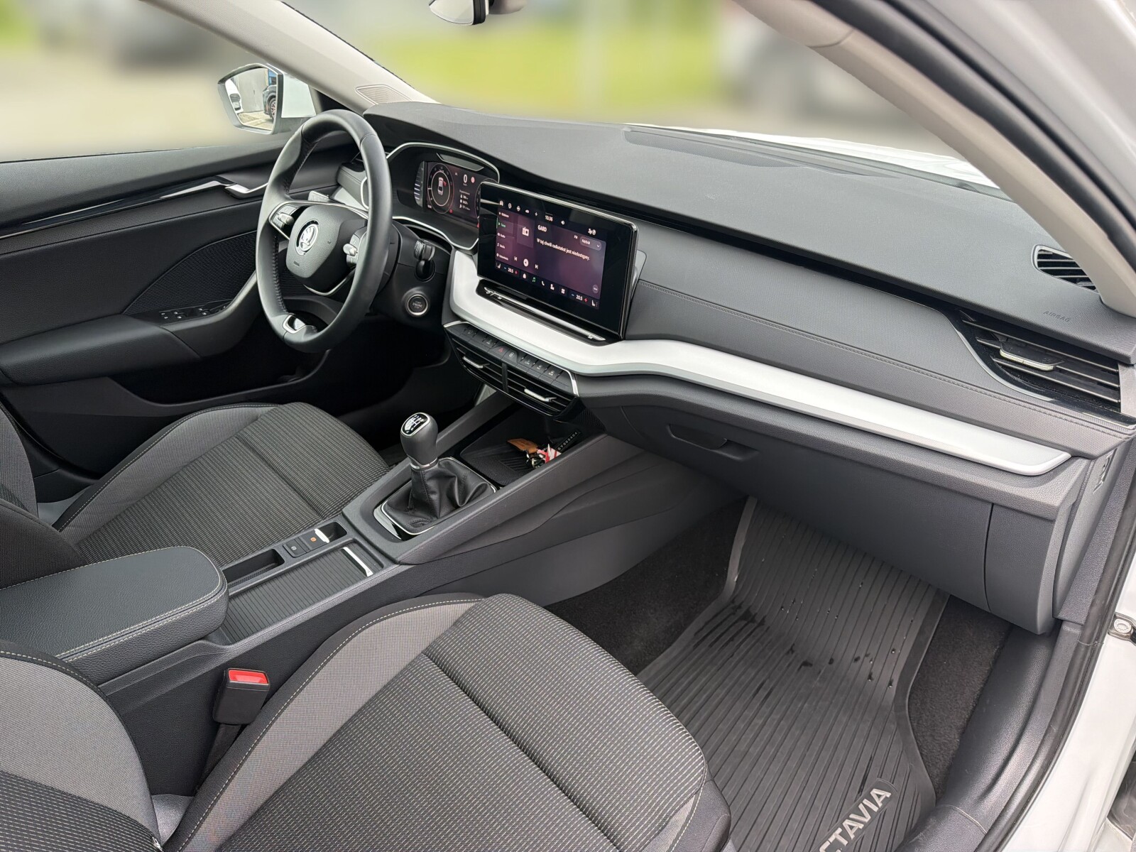 Škoda Octavia - zdjęcie 16