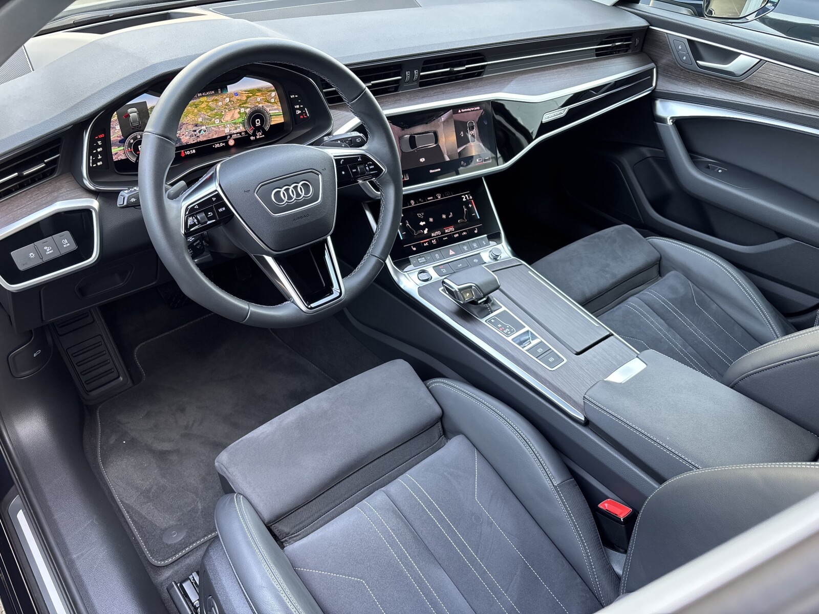 Audi A6 Avant - zdjęcie 19
