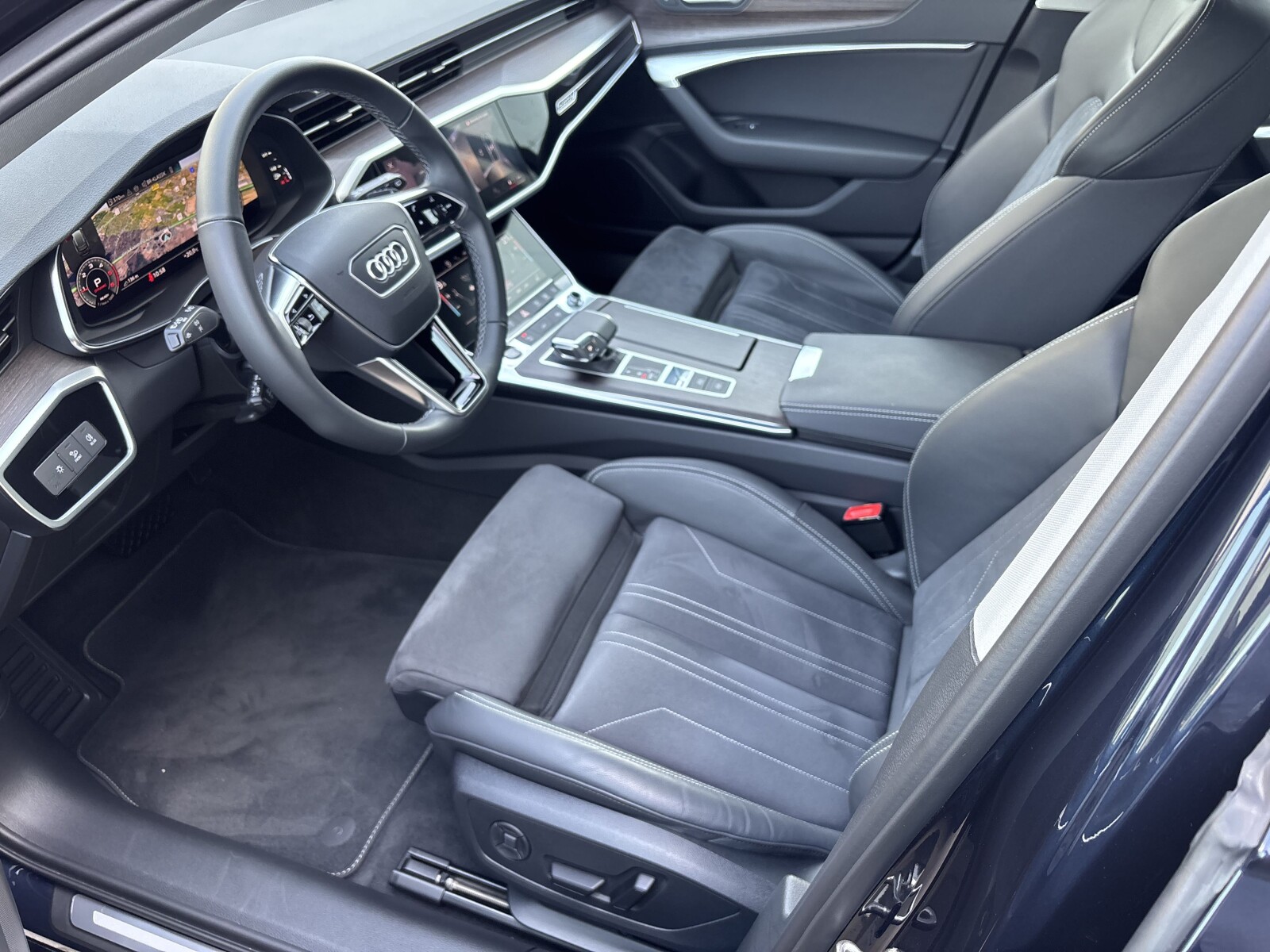 Audi A6 Avant - zdjęcie 18