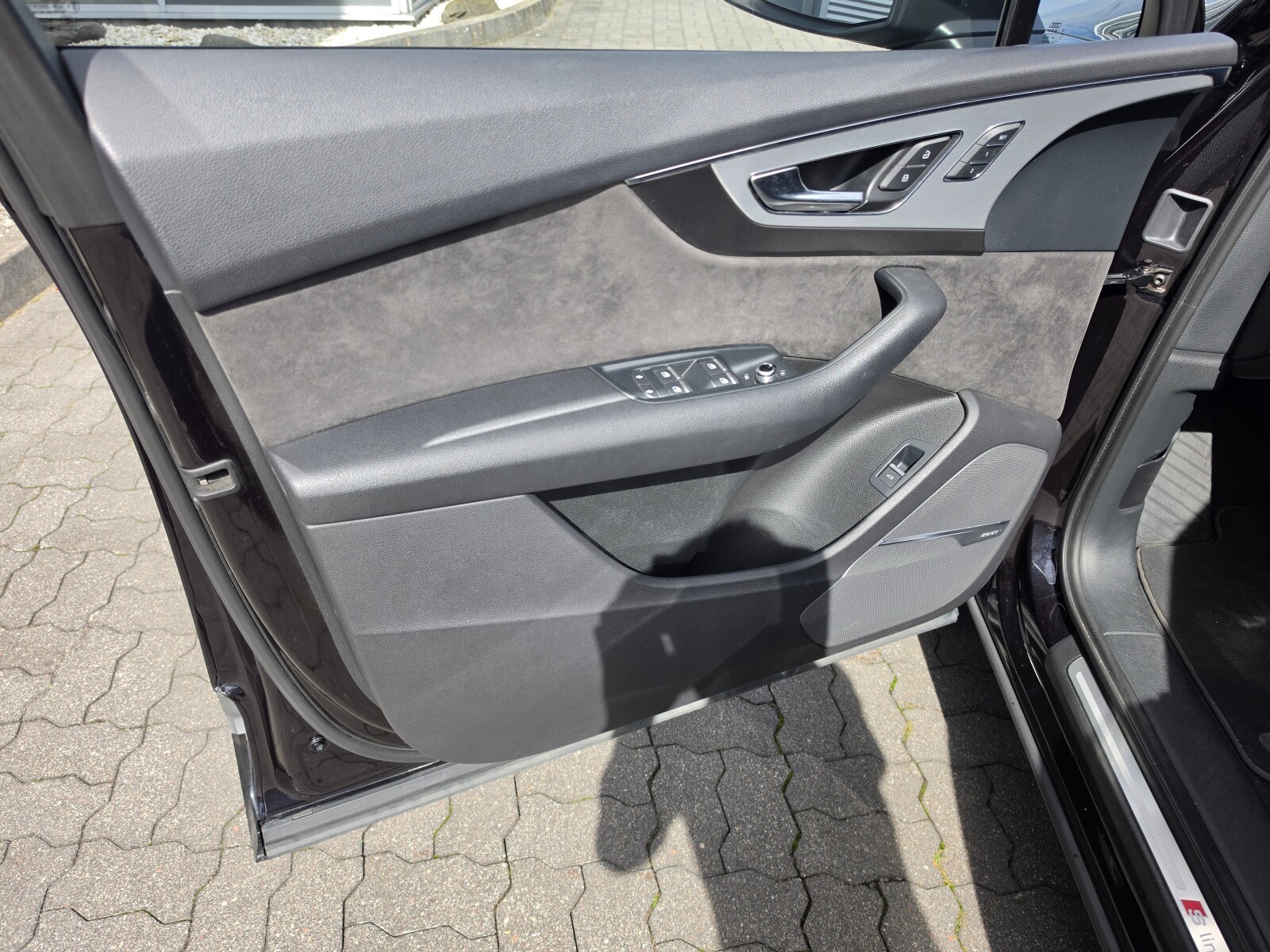 Audi Q7 - zdjęcie 19
