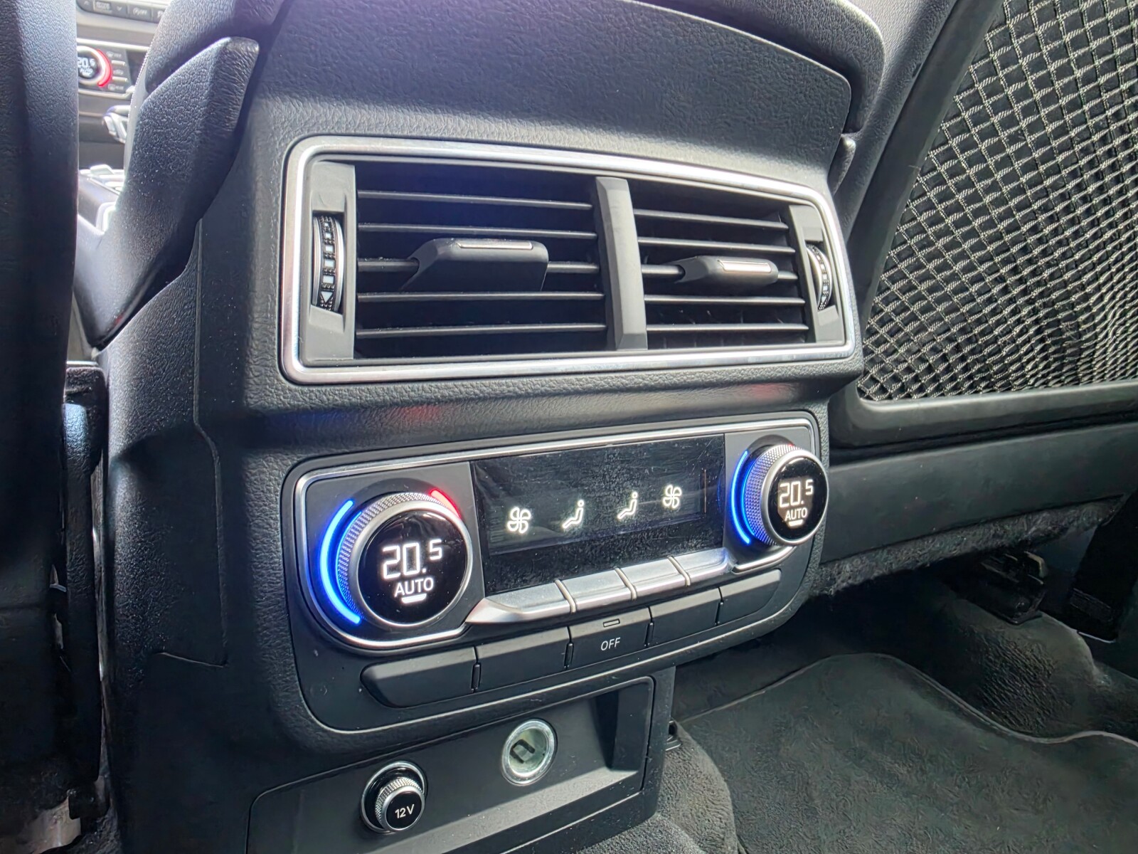 Audi Q7 - zdjęcie 14