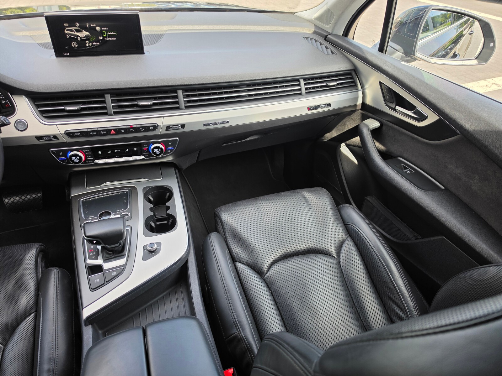 Audi Q7 - zdjęcie 17