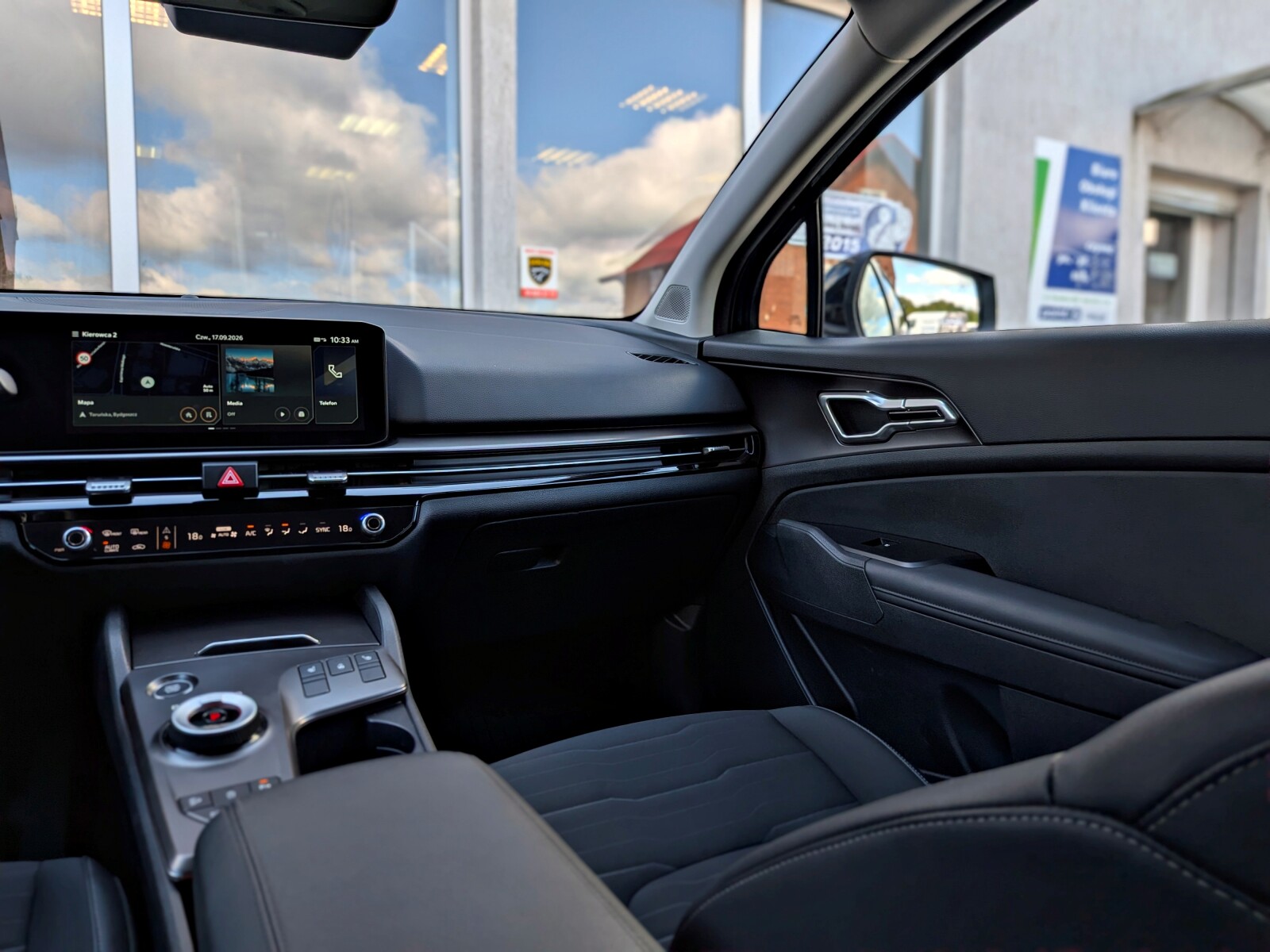 Kia Sportage - zdjęcie 18