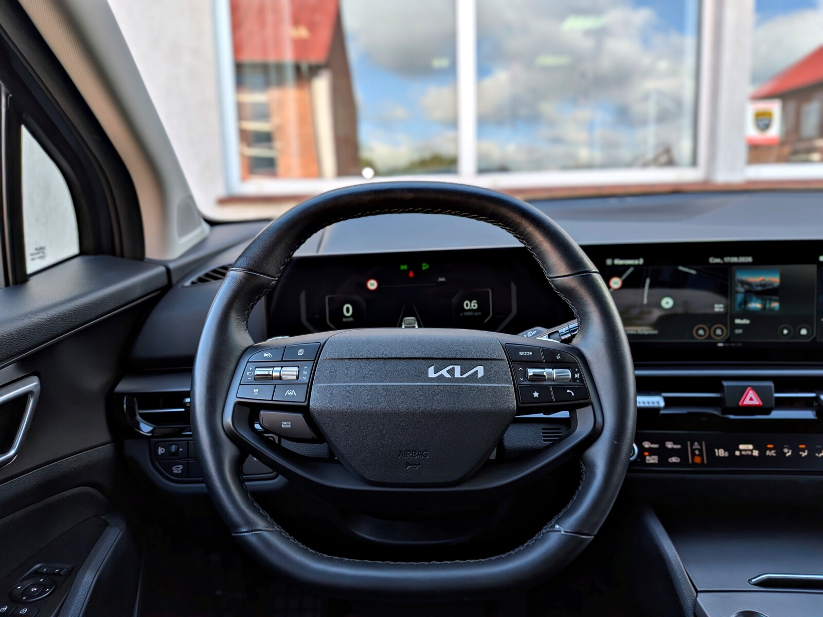 Kia Sportage - zdjęcie 22