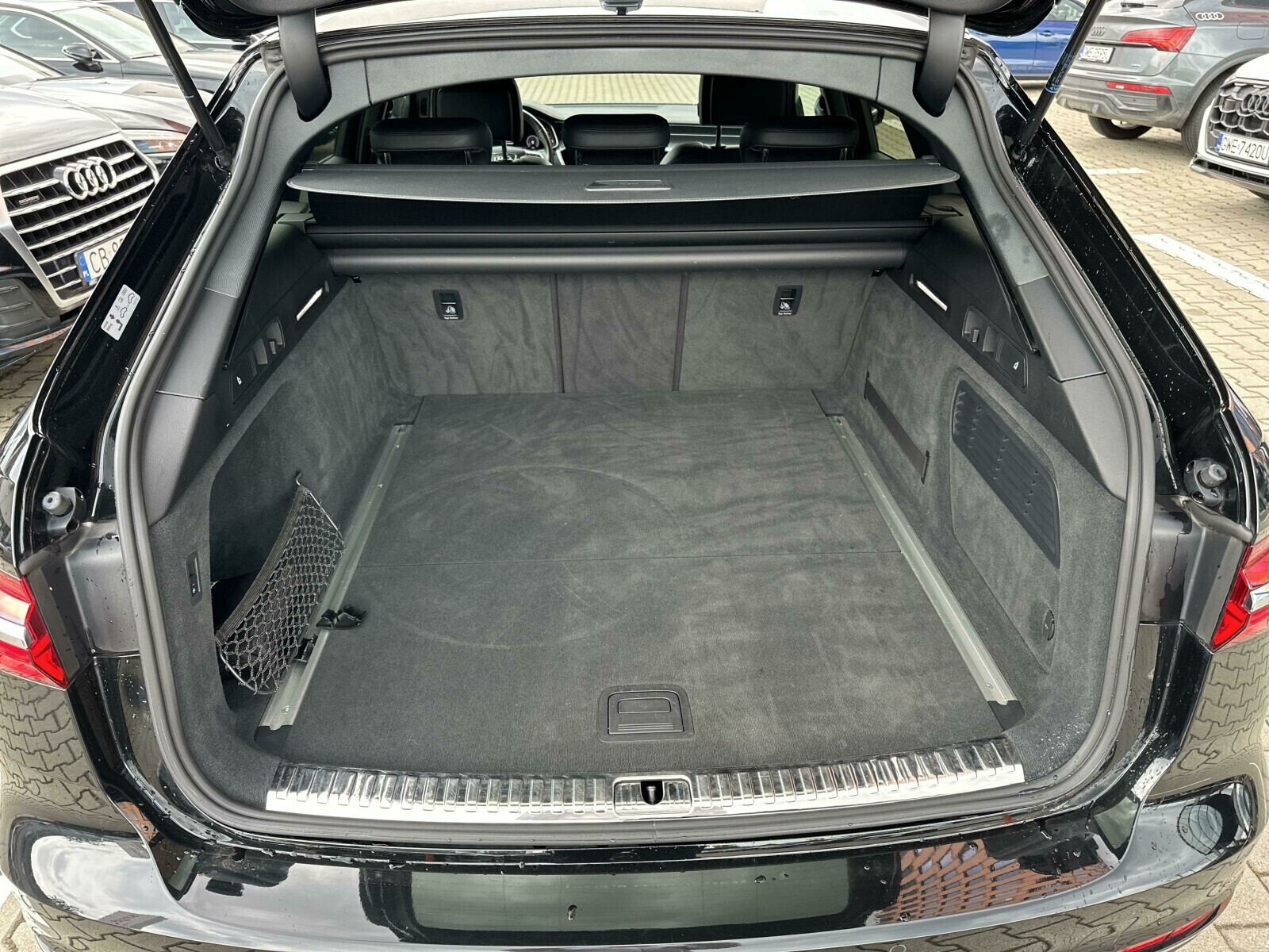 Audi A6 Avant - zdjęcie 12