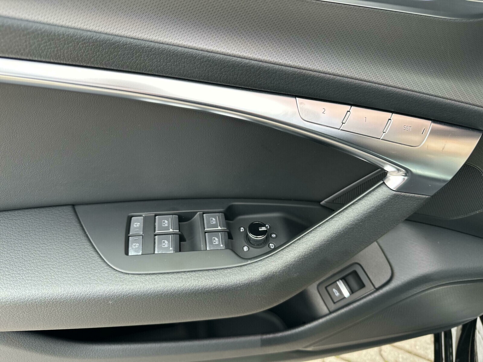 Audi A6 Avant - zdjęcie 17