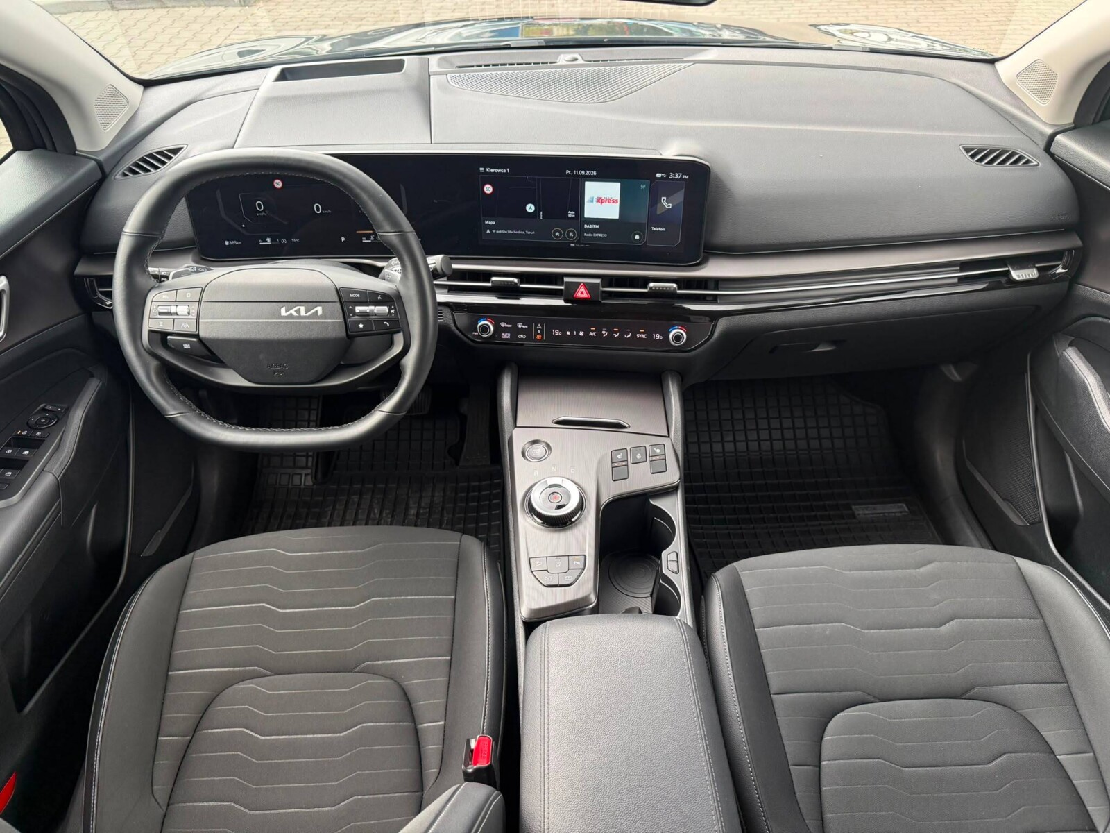 Kia Sportage - zdjęcie 18