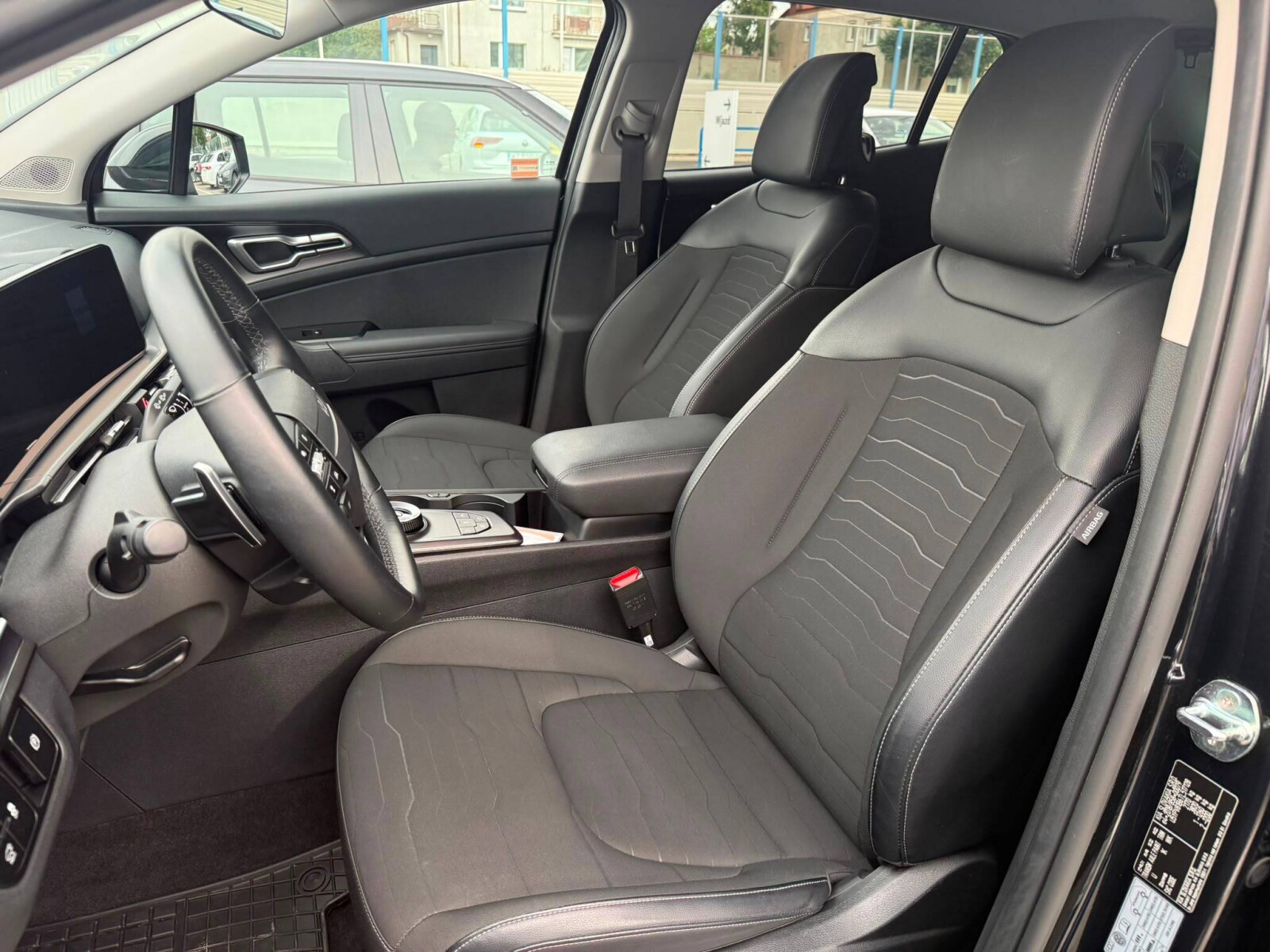 Kia Sportage - zdjęcie 12