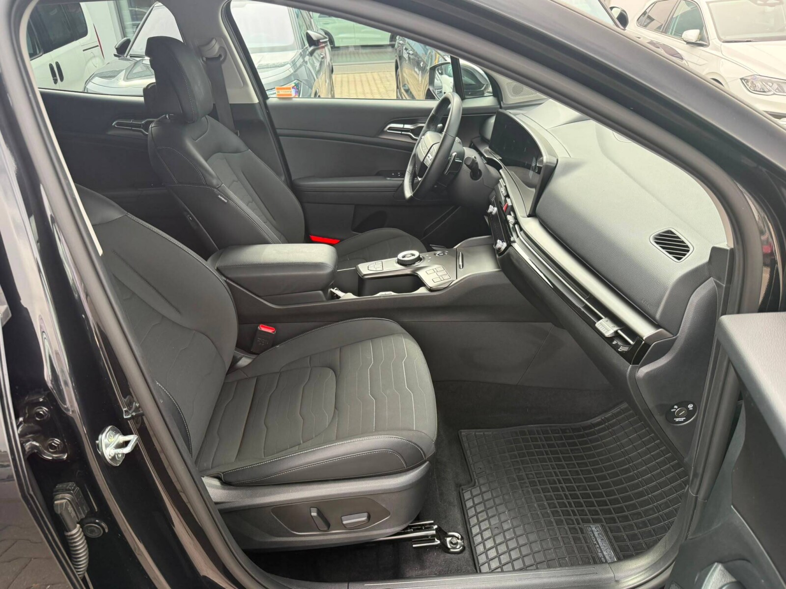Kia Sportage - zdjęcie 15