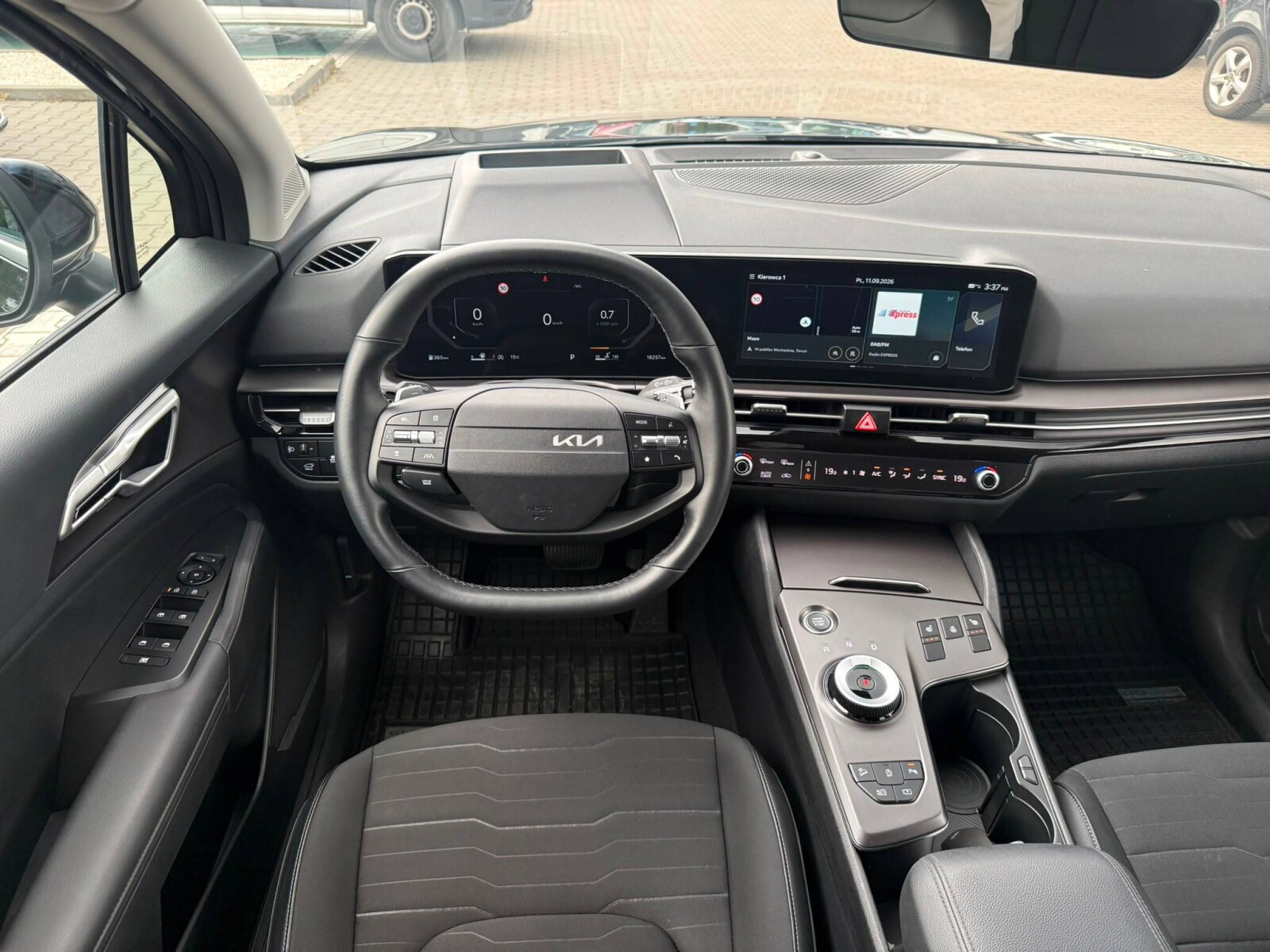 Kia Sportage - zdjęcie 17