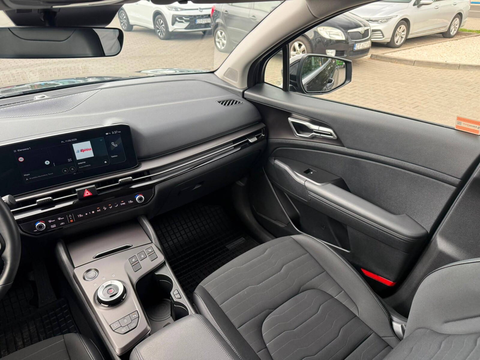 Kia Sportage - zdjęcie 19