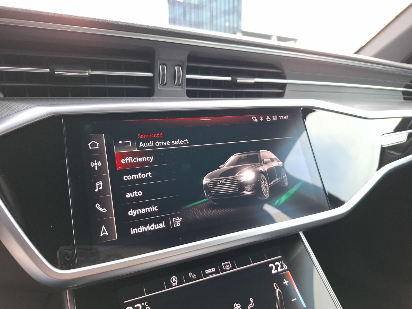 Audi A6 Avant - zdjęcie 33