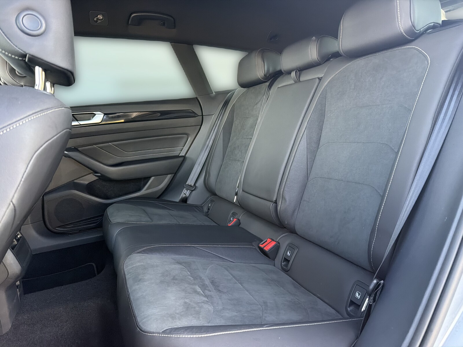 Volkswagen Arteon Shooting Brake - zdjęcie 14