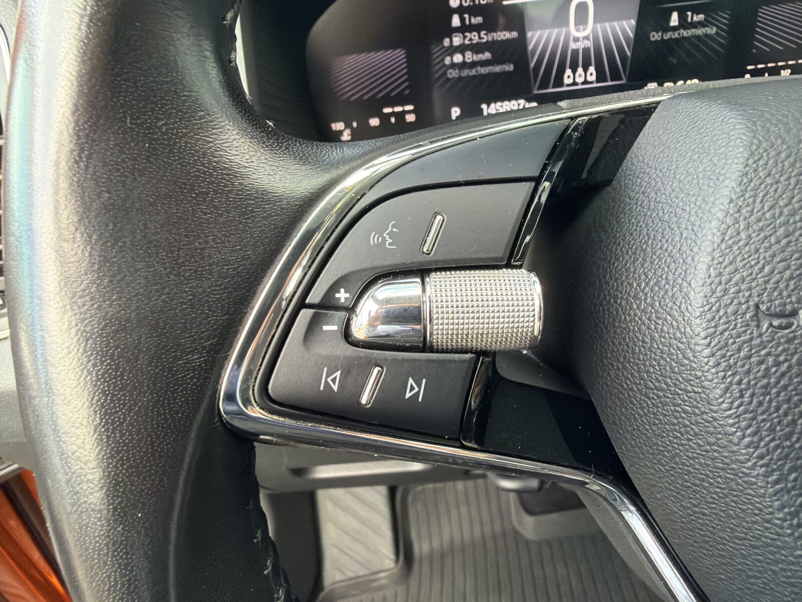 Škoda Karoq - zdjęcie 21