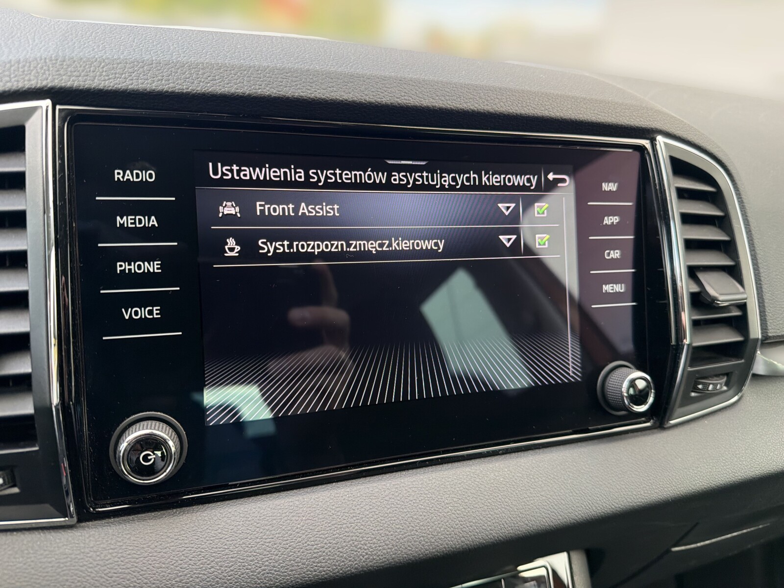 Škoda Karoq - zdjęcie 30