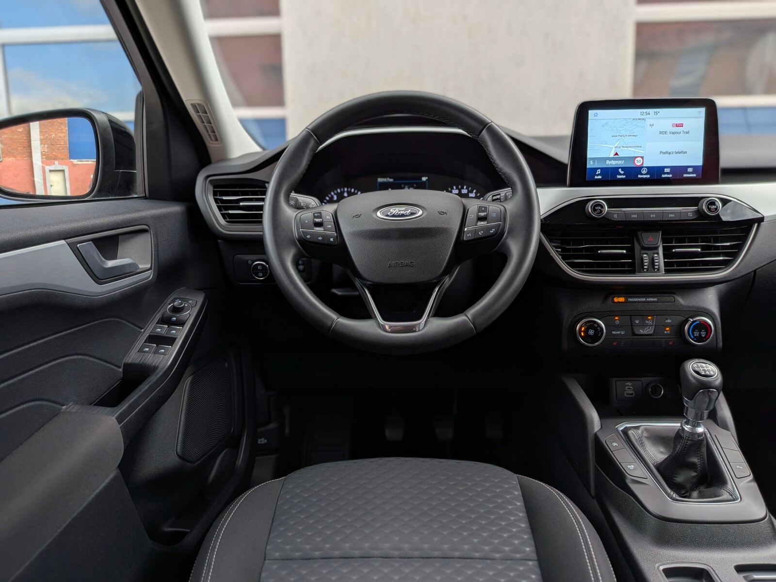 Ford Kuga - zdjęcie 19