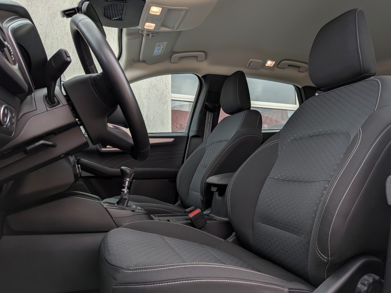 Ford Kuga - zdjęcie 9