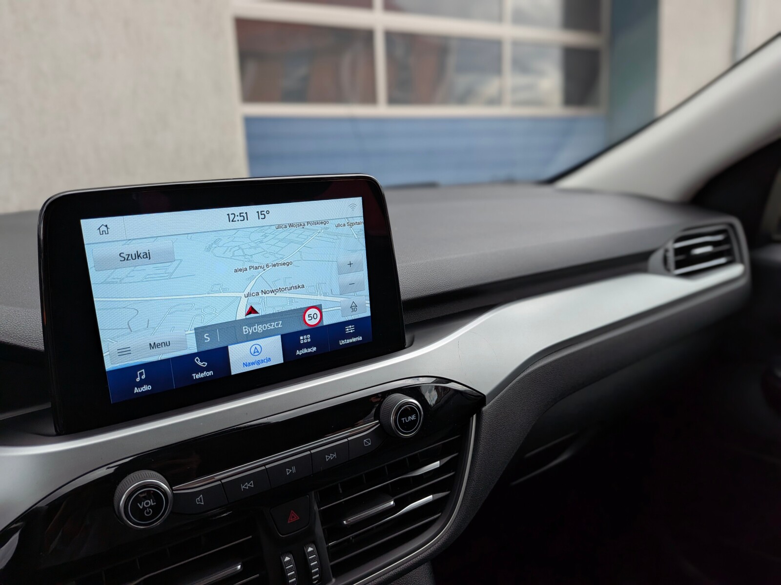 Ford Kuga - zdjęcie 27