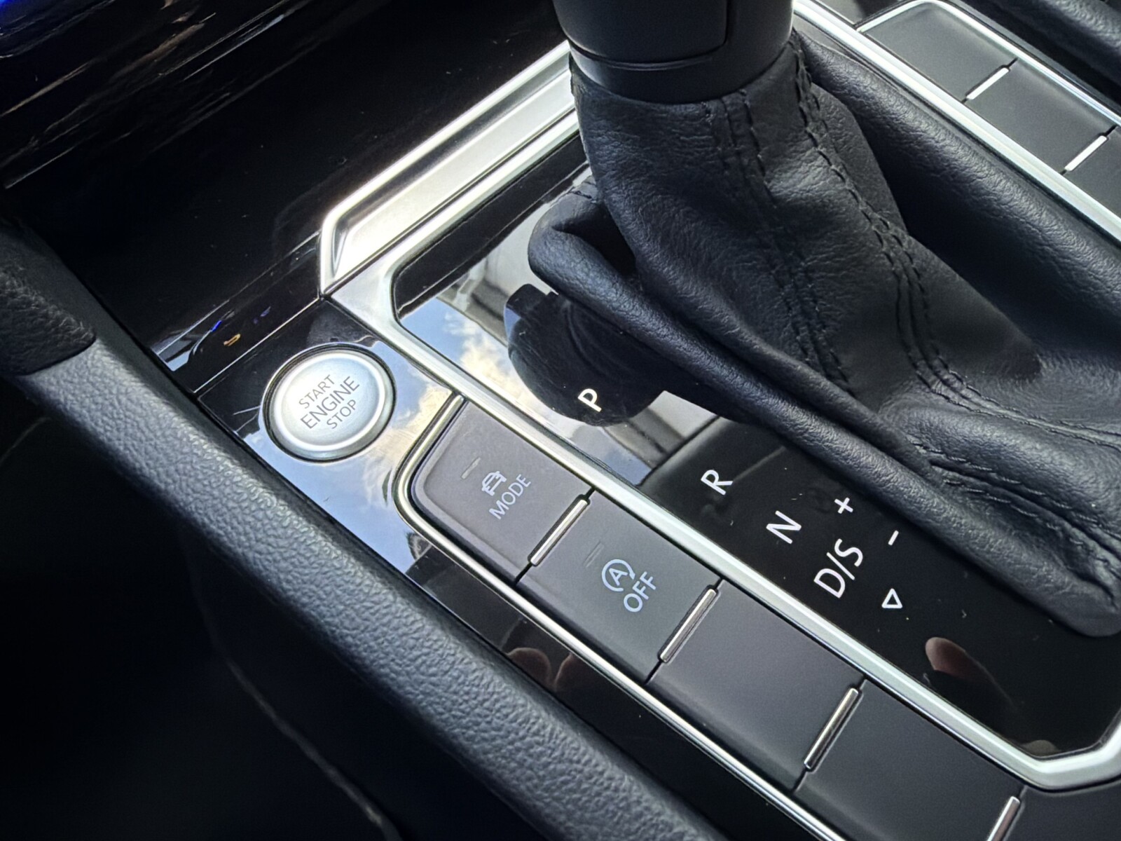 Volkswagen Arteon - zdjęcie 26