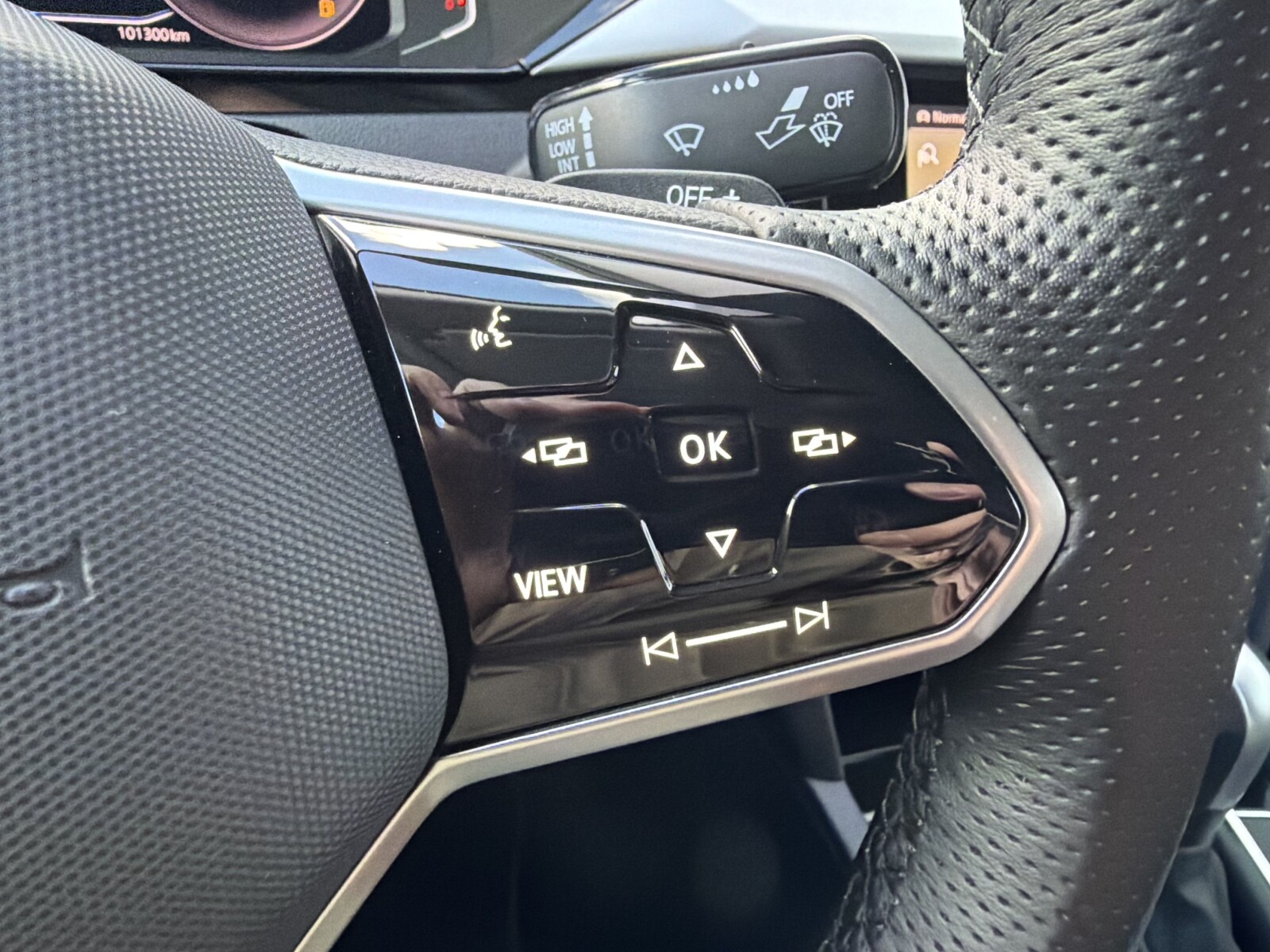 Volkswagen Arteon - zdjęcie 24