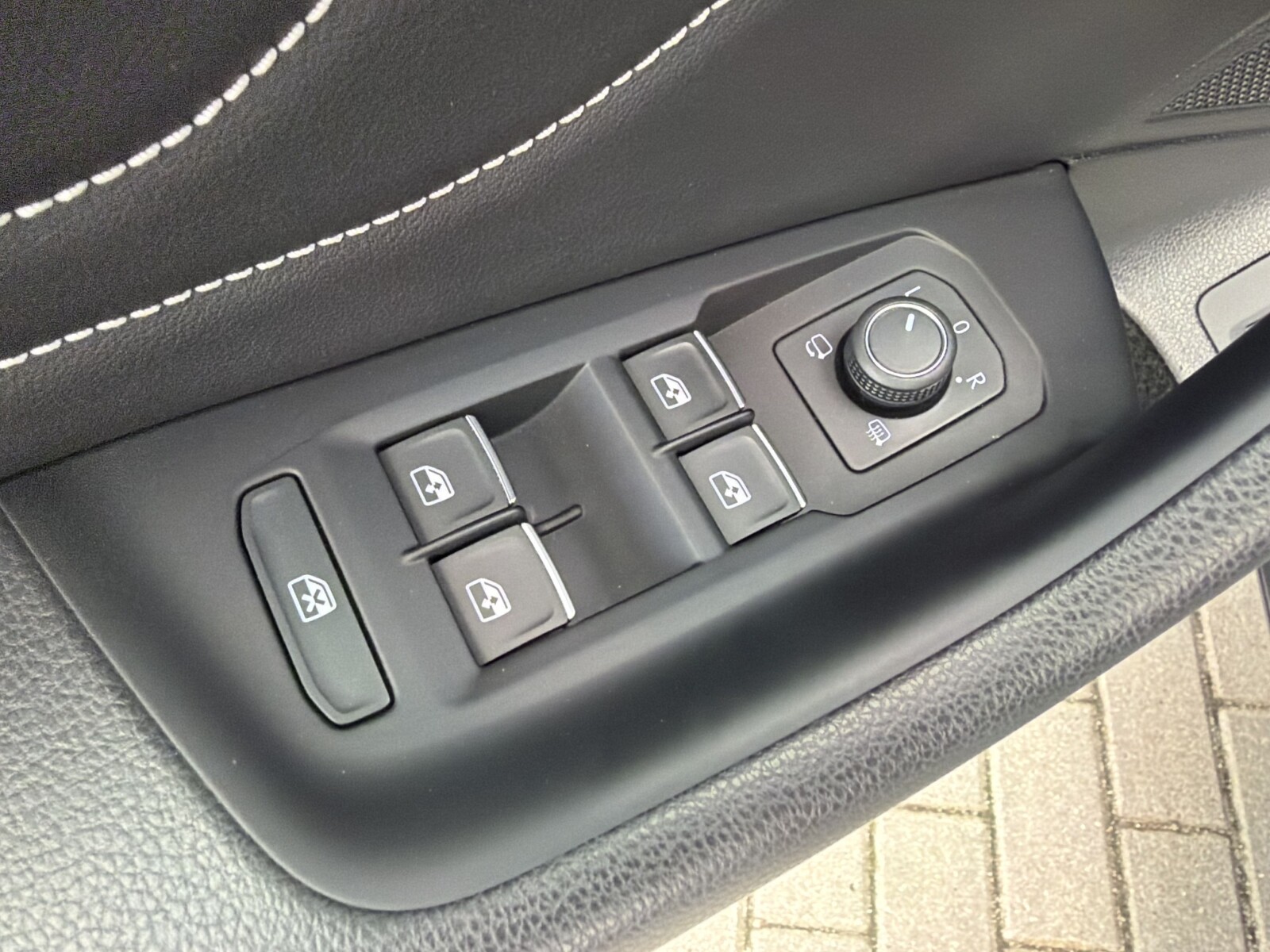 Volkswagen Arteon - zdjęcie 12