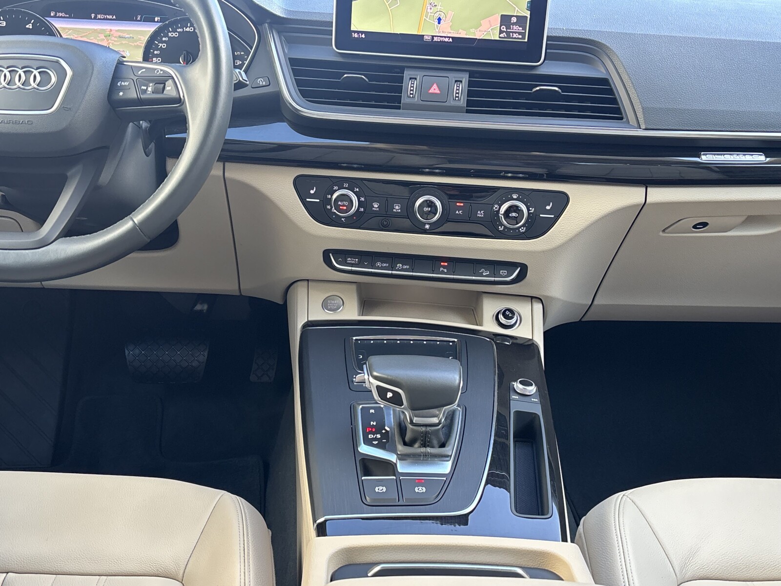 Audi Q5 - zdjęcie 16