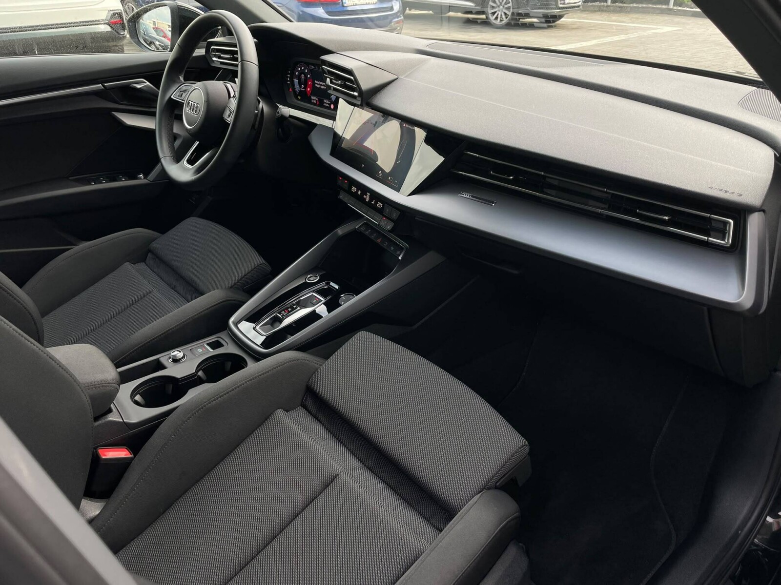 Audi A3 Sportback - zdjęcie 21