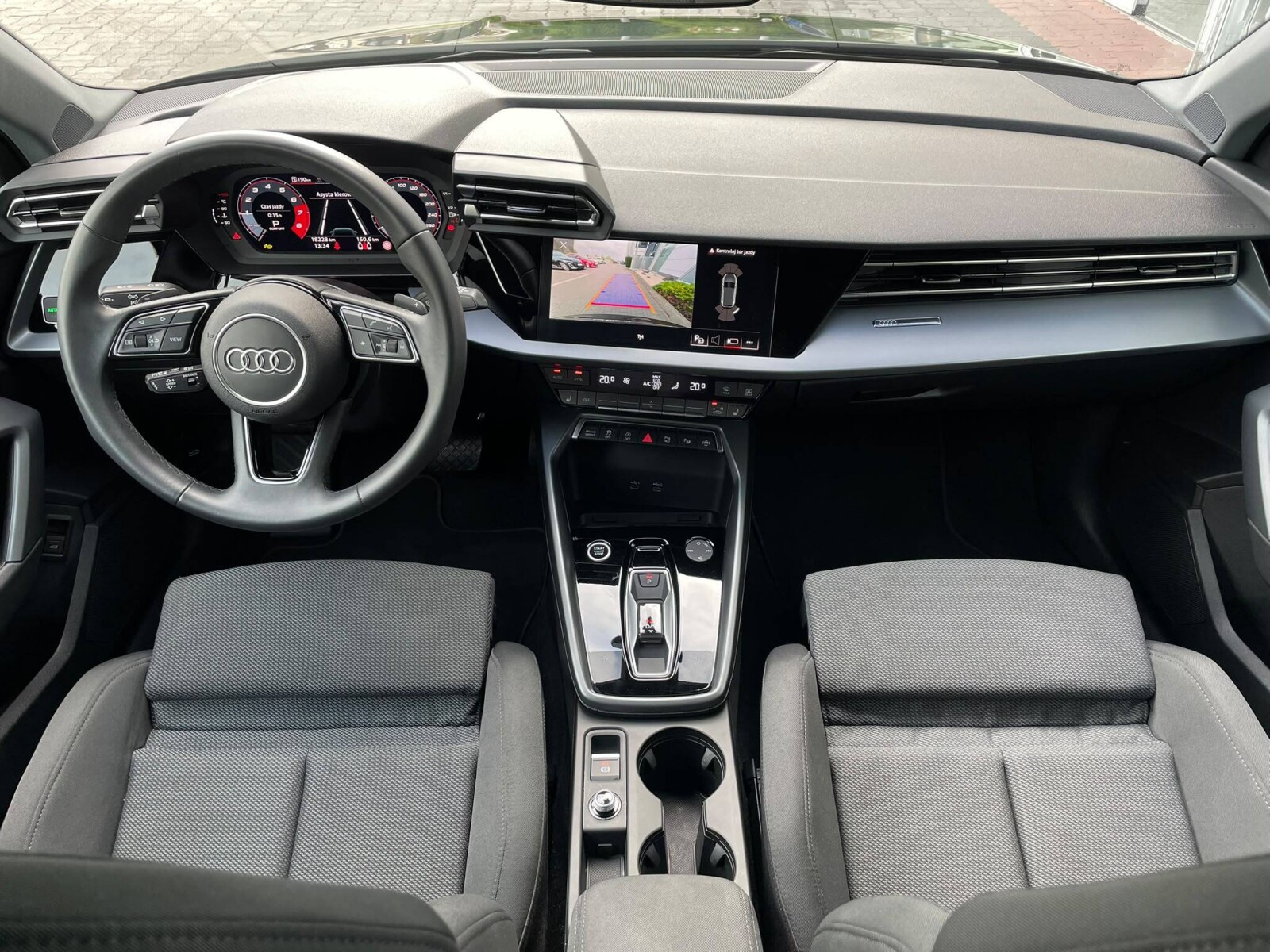 Audi A3 Sportback - zdjęcie 14